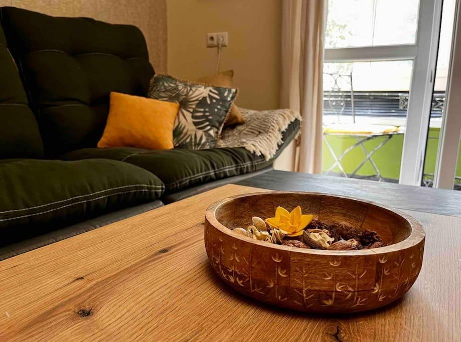 Cozy 2Br Oasis In Central Burgas Exteriör bild